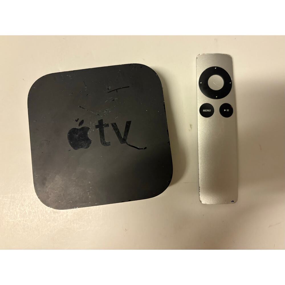 Apple TV with controller - Picture 1 of 2